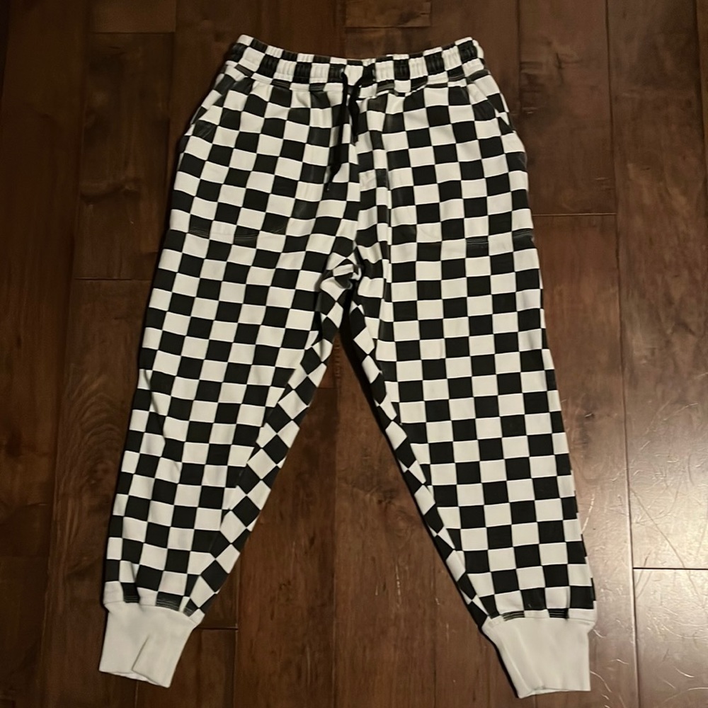 Urban Outfitters Black & White Checkered Joggers Pants Sweatpants Size M Thick
